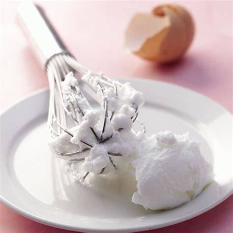Baiser-Erzeugnisse und Eischnee mit Zucker/Puderzucker