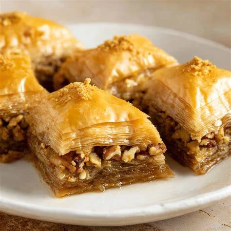 Baklava mit Nussfüllung