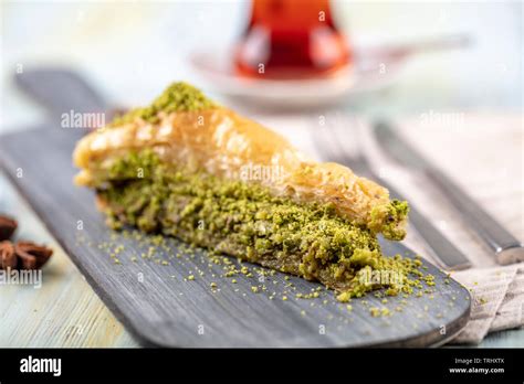 Baklava und Tee - traditionelle türkische Genussmomente
