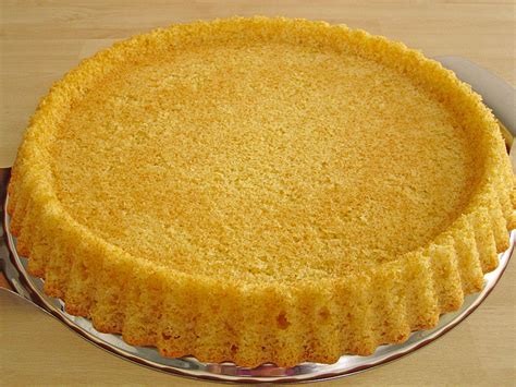 Bananenschicht auf Kuchenboden