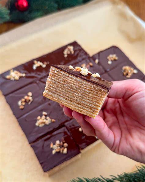 Baumkuchen mit Fondant, Schichten und Deko