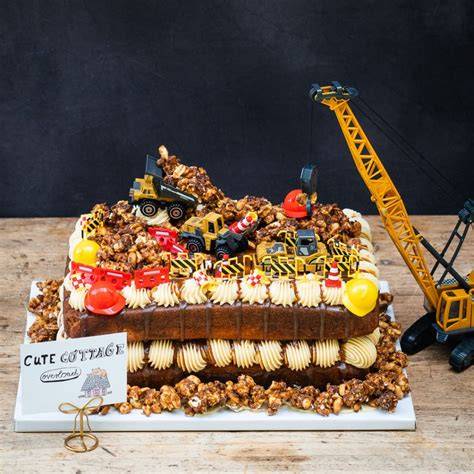 Baustellen-LKW-Schokokuchen, Deko mit Bagger und Schokosteinen
