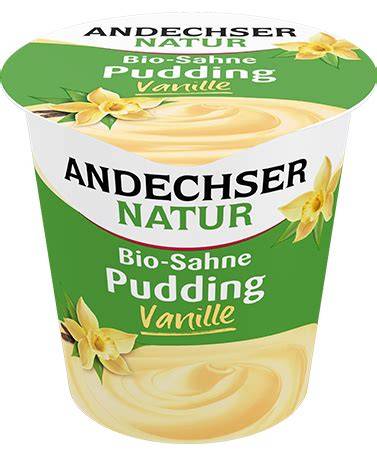Becher Andechser Natur Vanille Pudding auf weißem Hintergrund