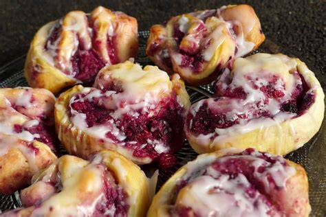 Beerenschnecken auf Backblech