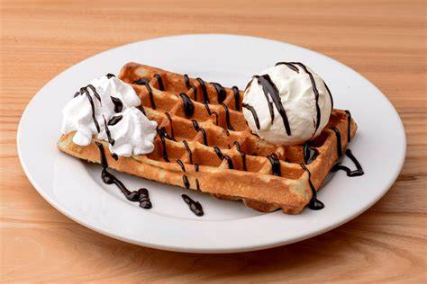 Beispiel: Waffel mit Eis und hausgemachtem Pistaziendip