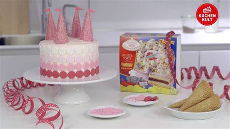 Beispiel: dekorierte Kindergeburtstagstorte aus Tiefkühltorte