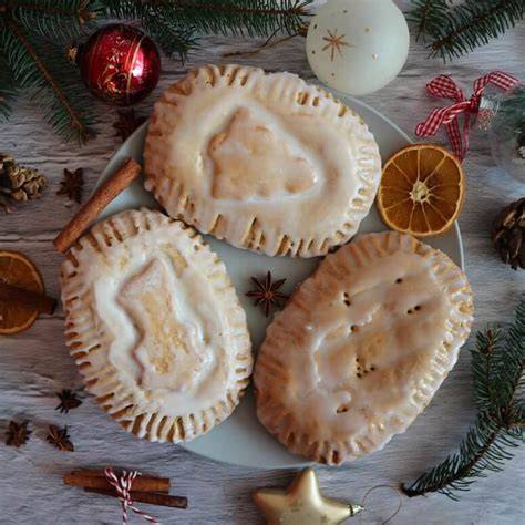 Beispielbogen bedruckter Lebkuchen-Oblaten mit Nikolaus-Motiven