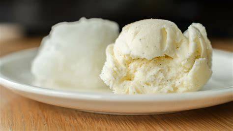 Beispiele für Eissorten: Vanilleeis, Zitronensorbet, Frozen Yogurt