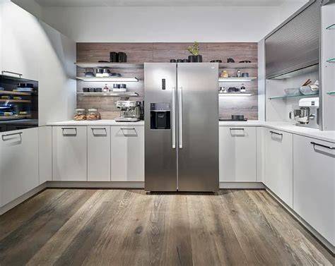 Beko Kühlschrank in moderner Küche