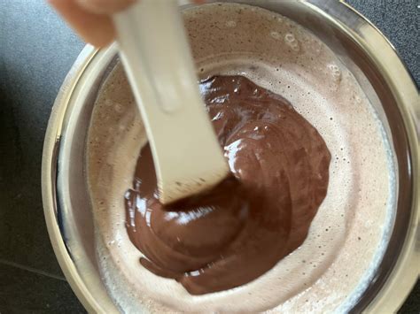 Berechnungsschritte: Tortenvolumen und Ganache