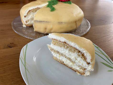 Bewertungen und Inspirationen für Marzipan Sahne Torte