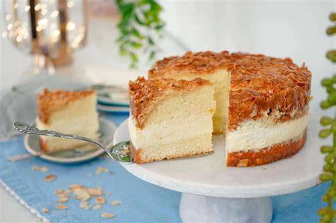 Bienenstich mit Vanillecreme-Füllung