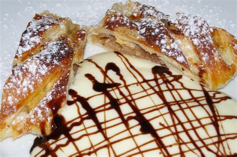 Bild: Böhmische Dessertvariationen - Koláče, Strudel, Marlenka