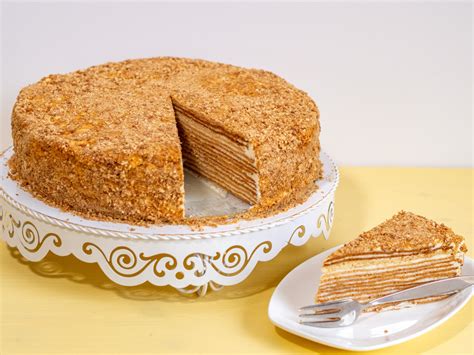 Bild der Marlenka Honigtorte - Schichten und Textur