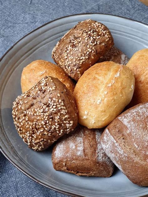 Bio-, Vollkorn- und konventionelle Brötchen im Vergleich