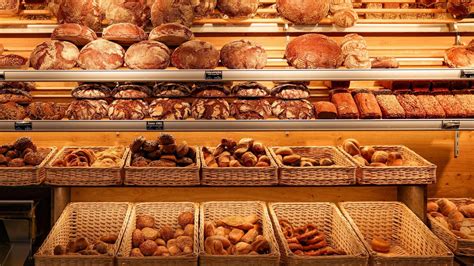 Biologisches Brot und Gebäck in der Bäckerei