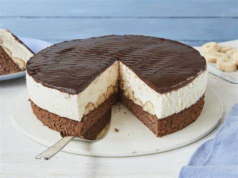 Biskuitboden mit Bananen und Puddingcreme
