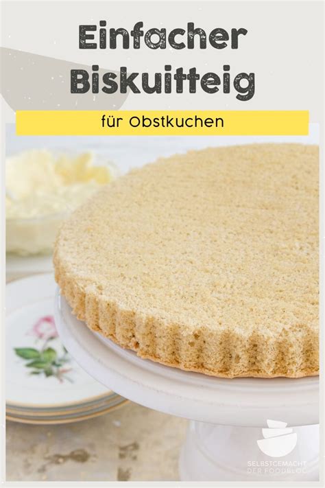 Biskuitteig sorgfältig aufgeschnitten