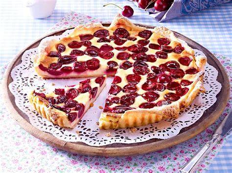 Blätterteig-Tarte mit Kirschen