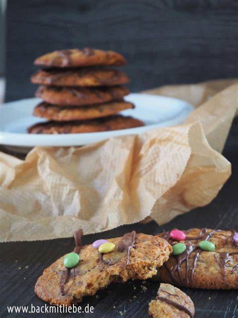 Black and White Cookies: Cookie mit dunkler und weißer Schokolade