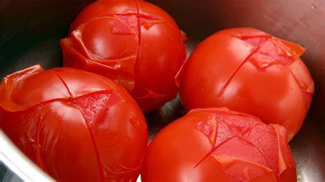 Blanchieren und häuten der Tomaten
