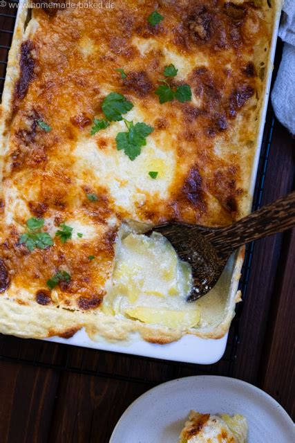 Bougatsa: außen knusprig, innen cremig