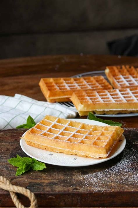 Brüsseler Waffeln mit Puderzucker