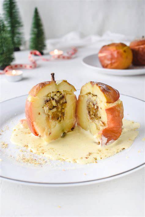 Bratapfel mit Marzipan und Nussmantel