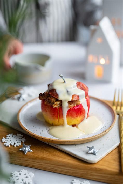 Bratapfel mit Whiskey-Sahne