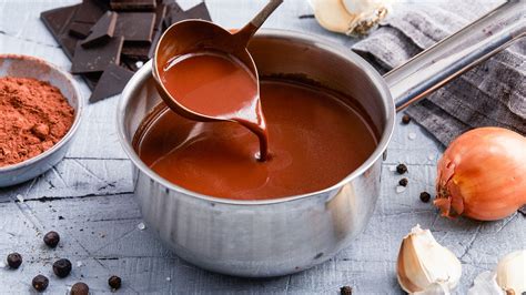 Bratensauce mit Lakritzfond