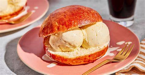 Brioche gefüllt mit Eis: heiß außen, kalt innen