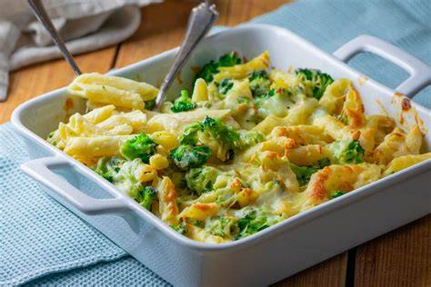 Broccoli-Nudel-Auflauf mit cremiger Sauce