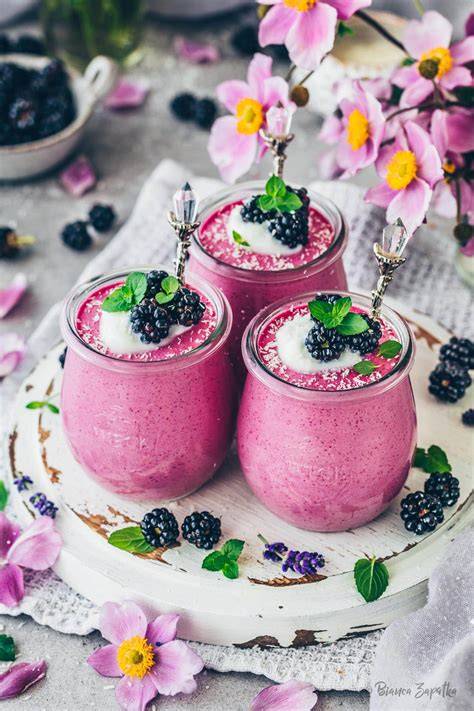 Brombeeren, Mousse, Sommerdessert