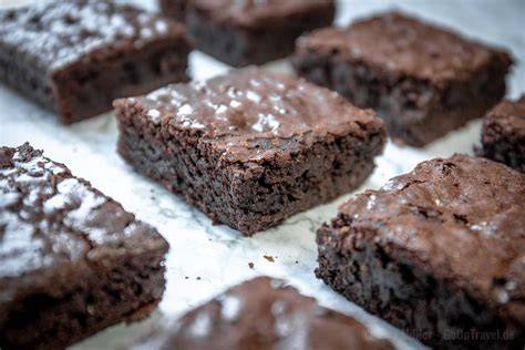 Brownies backen und zerbröseln als Dessertboden