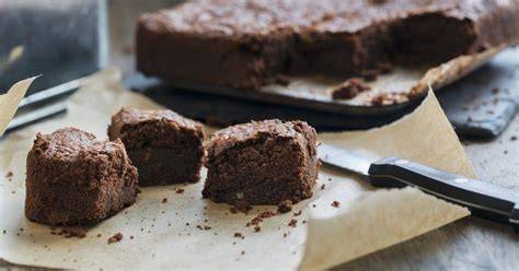 Brownies frisch aus dem Ofen mit Schokostückchen
