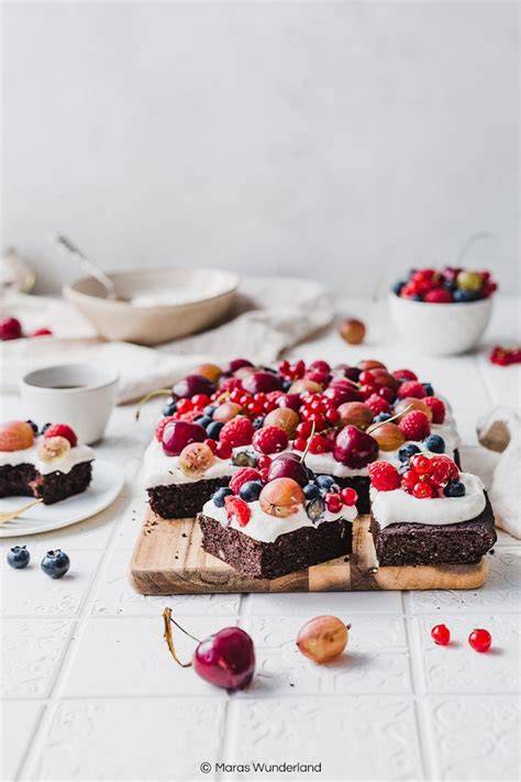Brownies mit Licor 43 und Beeren