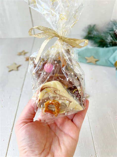 Bruchschokolade hübsch verpackt in Gläsern und Tütchen
