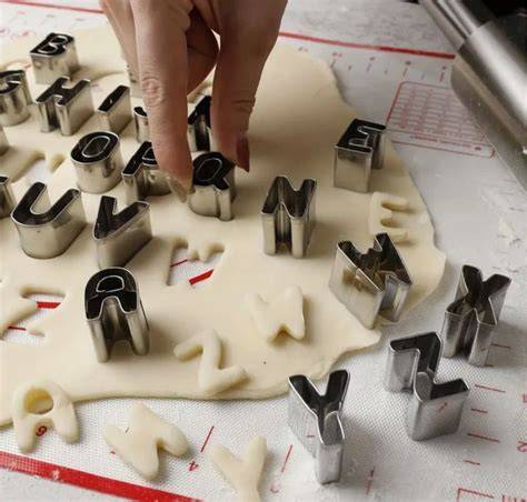 Buchstaben Ausstecher Beispiel