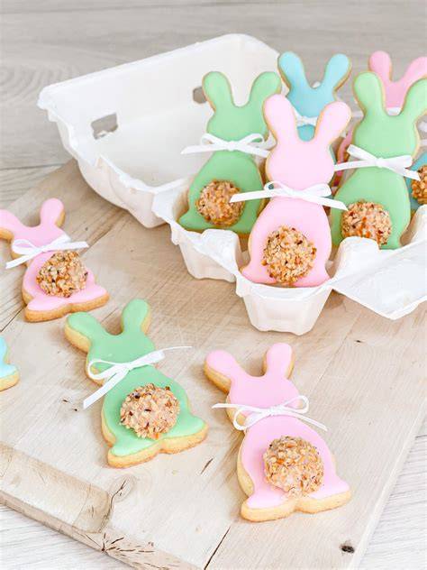 Bunte Dinkel-Hafer Osterhasen Kekse mit Dekoration