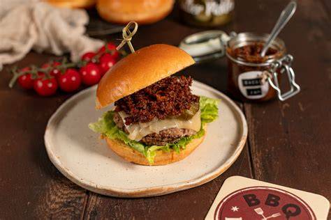Burger mit Bacon Jam als Topping