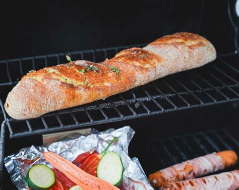 Burgerbrötchen und Grillbrote für die Grillsaison