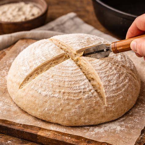 Buttermilchbrot in der Brotform vor dem Backen
