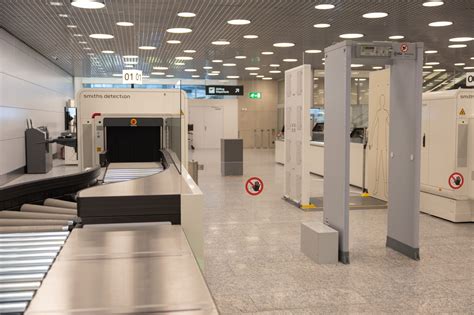CT-Scanner am Flughafen