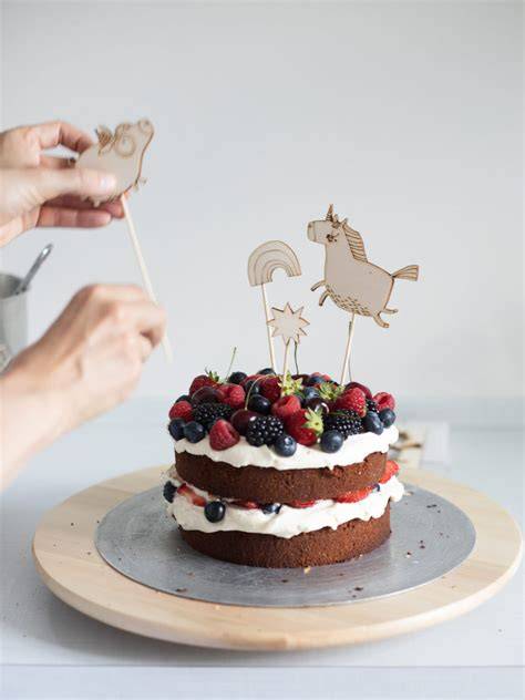 Cake Topper auf Torte