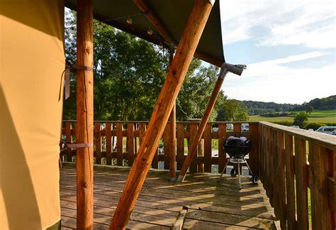 Campingplatz und Safari Zelte im Trüffelhain