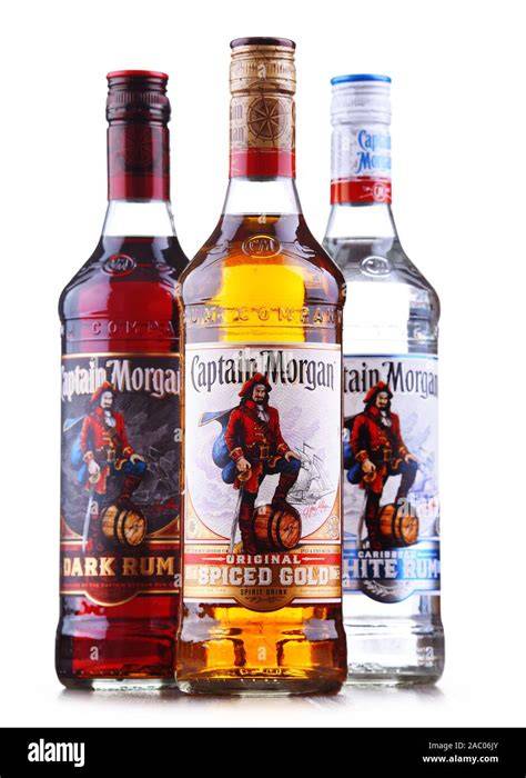 Captain Morgan Flaschen und Heißgetränk