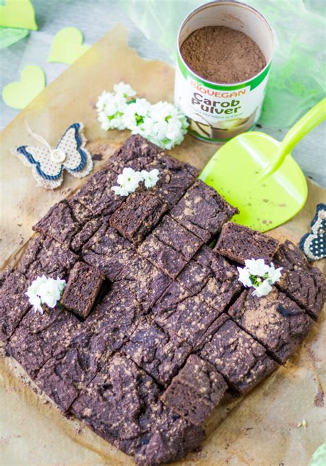 Carob Kuchenwürfel im Glas