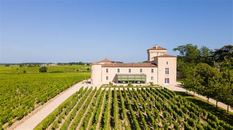 Château Lafaurie-Peyraguey: Weinberge und luxuriöses Historienhotel
