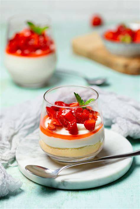 Cheesecake im Glas - low carb & no bake