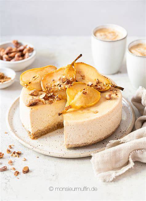 Cheesecake mit Toblerone-Stücken und karamellisierten Mandeln